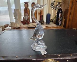 StylizedWaterfowl Figurine in Style of Steuben