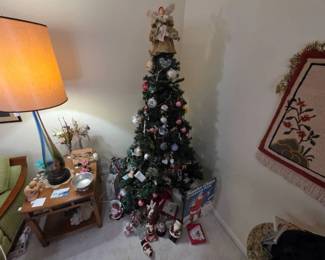 Christmas Decorations and Collectibles