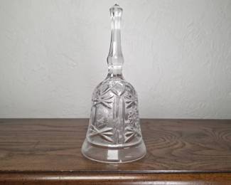 Royal Crystal Rock 24% Crystal Table Bell