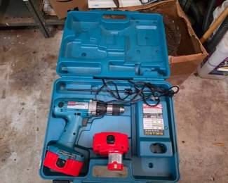 Makita 18V Cordless Drill Kit Model 6343D