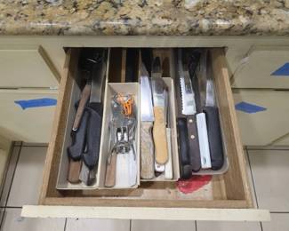 Kitchen Knives and Utensils with Drawer Organizers