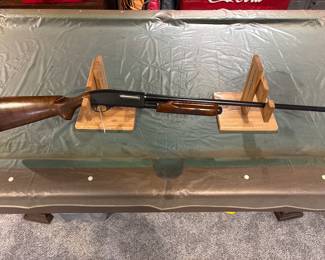 Remington wing master model 870. 16 gauge serial number 349119W.