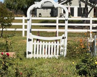 Garden gate arbor