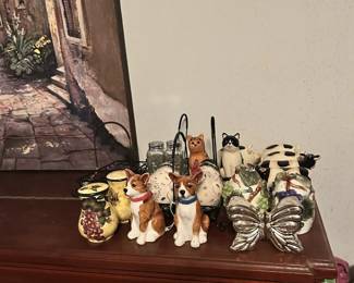 Animal salt and pepper shakers