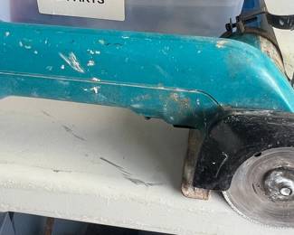 Makita 4103D Cordless Glass and Tile Cutter with Water Feed Attachment