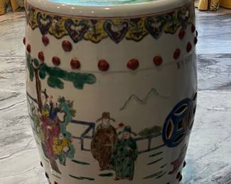 Chinese Famille Rose Porcelain Garden Stool
