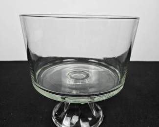 Lot #84 - Vintage Glass Pedestal Trifle Bowl Dessert Bowl Clear Glass Footed Bowl 8 Inch Diameter