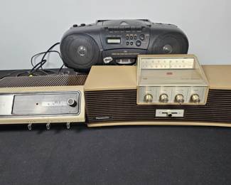 Lot #178 - Art Deco Style Panasonic RE-7392 AM FM Radio, Zenith AM/FM Radio & Tozaj Retro Radio Cassette CD Boombox Lot