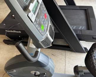 Nautilus R614 recumbent exercise bike