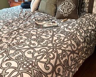 Very large bedding set for this King size bed.  You get everything you see as far as bedding and pillows.  The king size mattress and boxspring is super comfortable but it does have a few stains.  Cover with a waterproof cover and you have a fantastic King bed for cheap!!  $50.00 for the mattress set.   