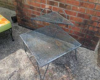 Corner iron table