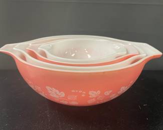 PYREX GOOSEBERRY SET