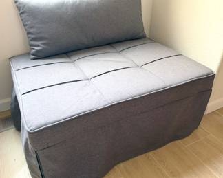 Convertible settee/bed