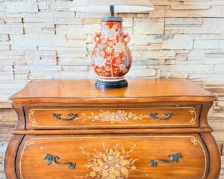 Pulaski bombe dresser/chest