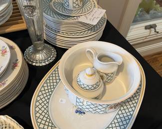 Villeroy and Bach Basket pattern