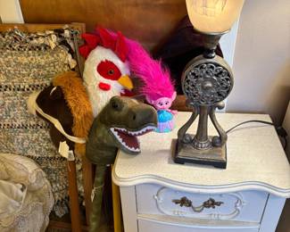 Stick horses make sounds 