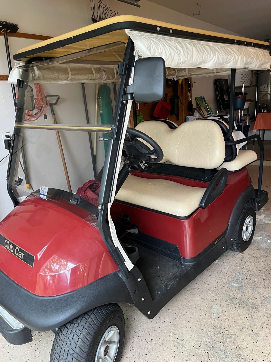 Very clean Club Car Electric