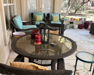 There are a number of ceramic flower pots all washed out and waiting for you to fill.