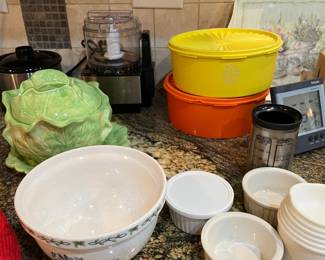 oolala nice Tupperware