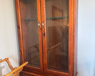 Gun cabinet w key.  Perfect for quilts
