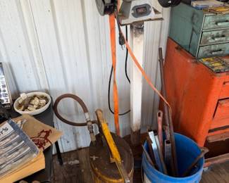 Grinder, grinder stones, bench grinder