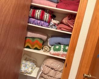 Blankets, crochet blankets