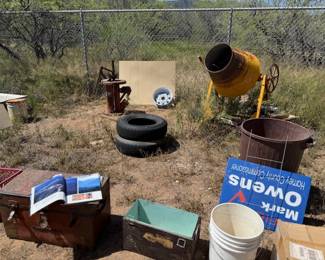Cement Mixer, Tire changer...working, Vintage Trunk