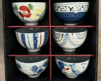 6 Japanese rice bowls 