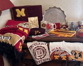 University of Minnesota vintage collectables.