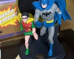 DC hallmark Golden Age Batman and Robin (1996).
