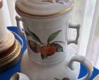 Royal Worcester "Evesham" tea pot.