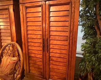 Tommy Bahama louvered slat-front door 