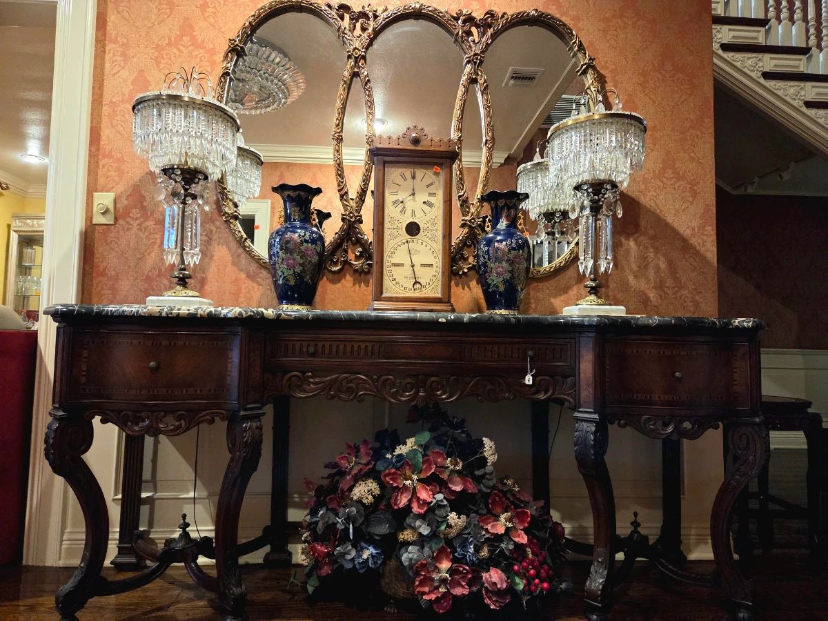 Triple mirror, crystal lamps and granite top statement table