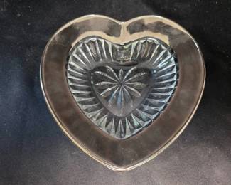 Mikasa Desire Platinum Heart Glass Dish