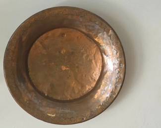 Copper Dish - Round 11 Inch Diameter