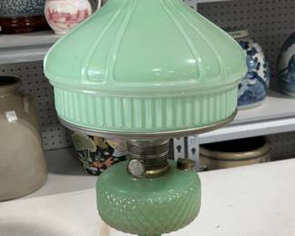 Aladdin Model B Diamond Quilt Oil Lamp