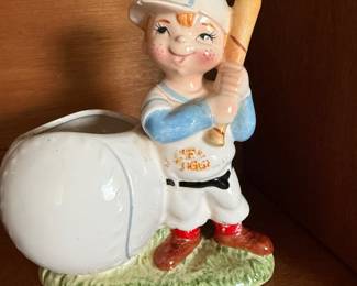 Vintage Lefton Planter