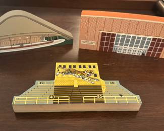 Cats Meow Cuyahoga Falls High School