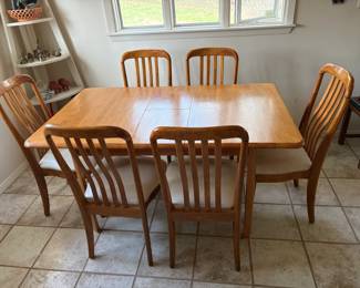 Vintage Dining Set w/ Leaf & Six Chairs