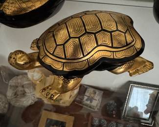 Lacquer Turtle Box