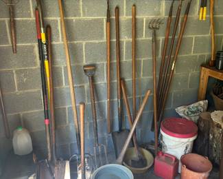 Various Yard Tools 