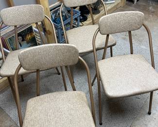 Vintage Folding Chairs . 8 in set 