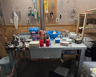 Gun Reloading Equipment,