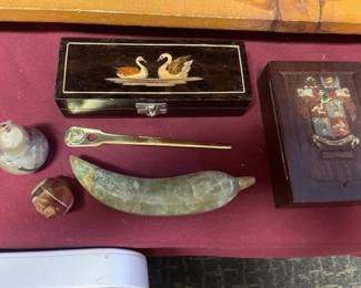 Boxes, opener and onyx fruit