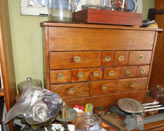 Vintage cabinet