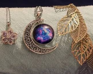 Costume Necklaces Delicate And Bold