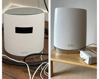 2 Orbi Satellites