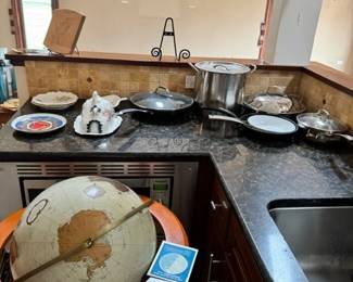 globe, pots, pans