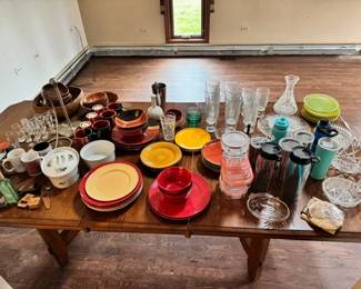 Dishes, crystal, glassware