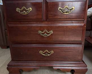 Vintage Thomasville Mahogany Bachelor's Chest of Drawers